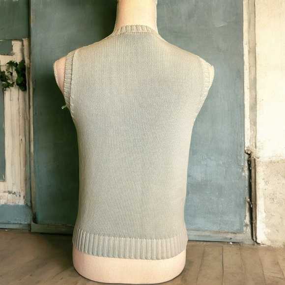 NWOT Brandy Melville Mia Sweater Vest Tank in Sage Green Size XS/Small - Picture 5 of 11